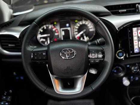TOYOTA Hilux Caminhonete 2.8 16V  LOW M4FD 4X4 TURBO DIESEL CABINE DUPLA, Foto 13