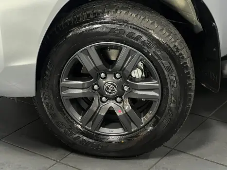 TOYOTA Hilux Caminhonete , Foto 6