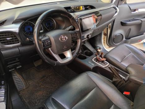 TOYOTA Hilux Caminhonete 2.8 16V SRV 4X4 DIESEL CABINE DUPLA AUTOMTICO, Foto 10
