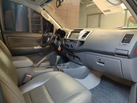 TOYOTA Hilux Caminhonete 2.7 16V 4P SR CABINE DUPLA AUTOMTICO, Foto 12