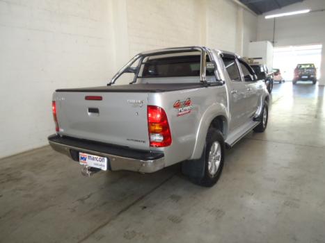 TOYOTA Hilux Caminhonete 3.0 4P 4X4 SRV TURBO DIESEL CABINE DUPLA AUTOMÁTICO, Foto 9 TOYOTA Hilux Caminhonete 3.0 4P 4X4 SRV TURBO DIESEL CABINE DUPLA AUTOMÁTICO, Foto 9