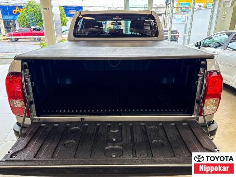 TOYOTA Hilux Caminhonete 2.8 16V SRV 4X4 DIESEL CABINE DUPLA AUTOM�TICO, Foto 7