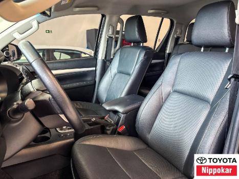 TOYOTA Hilux Caminhonete 2.8 16V SRX 4X4 DIESEL CABINE DUPLA AUTOMTICO, Foto 2