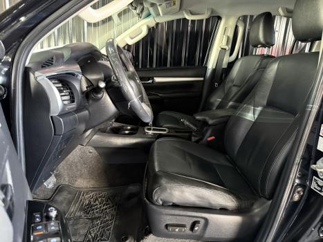 TOYOTA Hilux Caminhonete 2.8 16V SRX 4X4 TURBO DIESEL CABINE DUPLA AUTOMTICO, Foto 10