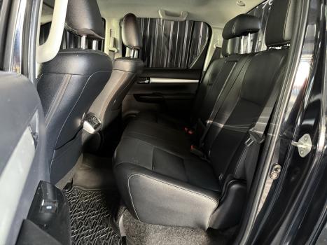TOYOTA Hilux Caminhonete 2.8 16V SRX 4X4 TURBO DIESEL CABINE DUPLA AUTOMTICO, Foto 11