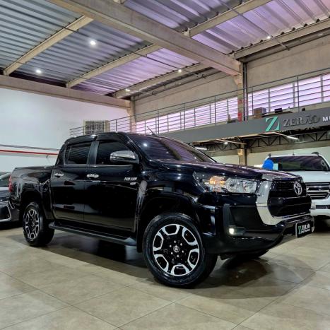 TOYOTA Hilux Caminhonete 2.7 16V 4P SRV FLEX CABINE DUPLA AUTOMTICO, Foto 1