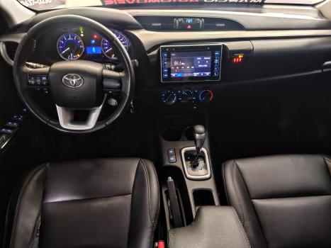TOYOTA Hilux Caminhonete 2.7 16V 4P SR FLEX CABINE DUPLA AUTOMTICO, Foto 12