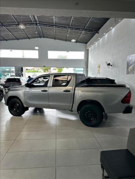 TOYOTA Hilux Caminhonete 2.8 4P 4X4 DIESEL CABINE DUPLA, Foto 7