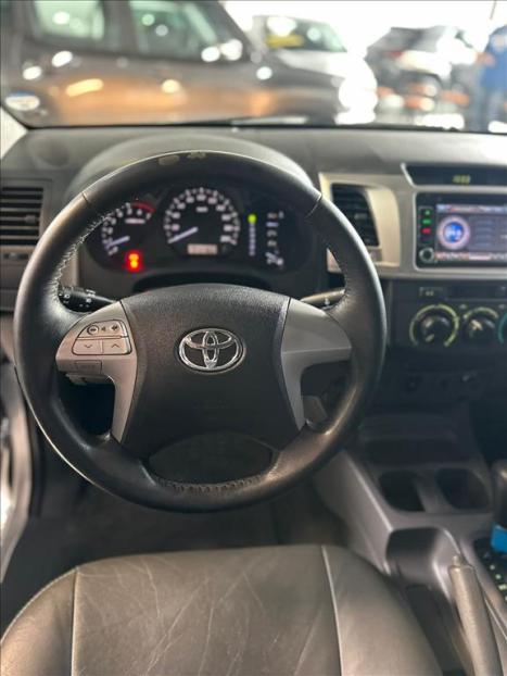 TOYOTA Hilux Caminhonete 2.7 16V 4P SR FLEX CABINE DUPLA AUTOMTICO, Foto 4