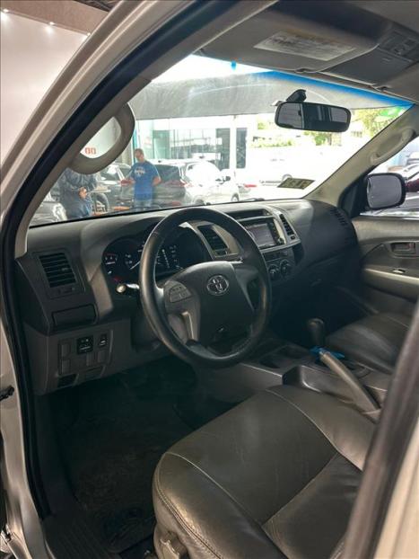 TOYOTA Hilux Caminhonete 2.7 16V 4P SR FLEX CABINE DUPLA AUTOMTICO, Foto 5