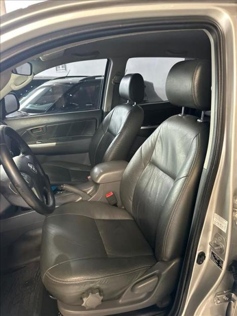 TOYOTA Hilux Caminhonete 2.7 16V 4P SR FLEX CABINE DUPLA AUTOMTICO, Foto 7