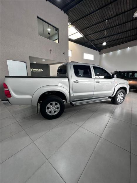 TOYOTA Hilux Caminhonete 2.7 16V 4P SR FLEX CABINE DUPLA AUTOMTICO, Foto 12