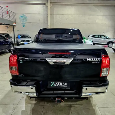 TOYOTA Hilux Caminhonete 2.8 16V SRV 4X4 DIESEL CABINE DUPLA AUTOMTICO, Foto 5