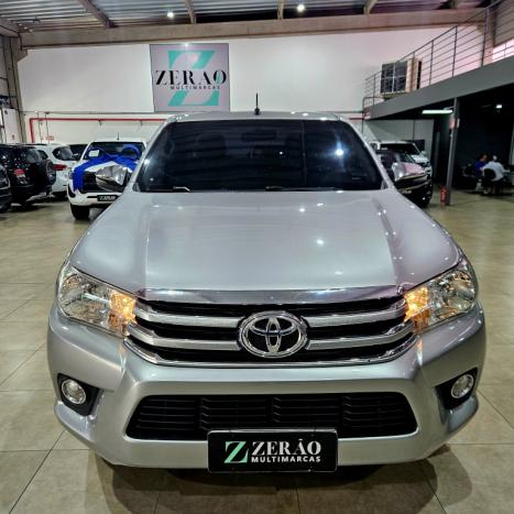 TOYOTA Hilux Caminhonete 2.8 16V 4P SR 4X4 DIESEL CABINE DUPLA AUTOMTICO, Foto 2