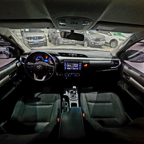 TOYOTA Hilux Caminhonete 2.8 16V 4P SR 4X4 DIESEL CABINE DUPLA AUTOMTICO, Foto 6