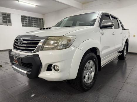 TOYOTA Hilux Caminhonete 3.0 4P 4X4 SRV TURBO DIESEL CABINE DUPLA AUTOM�TICO, Foto 1