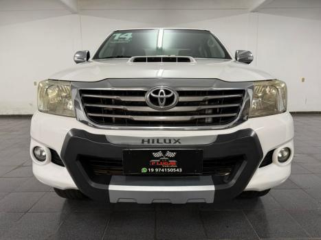 TOYOTA Hilux Caminhonete 3.0 4P 4X4 SRV TURBO DIESEL CABINE DUPLA AUTOM�TICO, Foto 2
