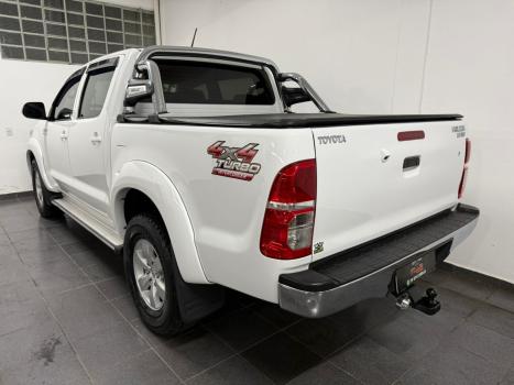 TOYOTA Hilux Caminhonete 3.0 4P 4X4 SRV TURBO DIESEL CABINE DUPLA AUTOM�TICO, Foto 7