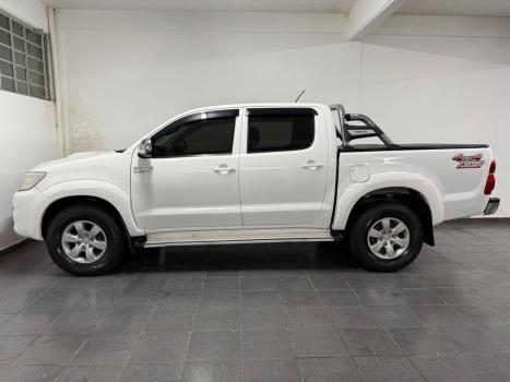 TOYOTA Hilux Caminhonete 3.0 4P 4X4 SRV TURBO DIESEL CABINE DUPLA AUTOM�TICO, Foto 8