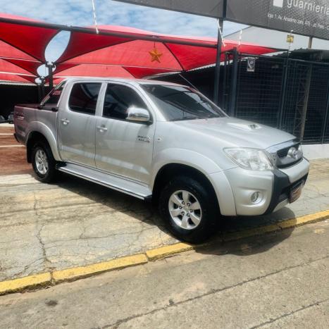 TOYOTA Hilux Caminhonete 3.0 4P 4X4 SRV TURBO DIESEL CABINE DUPLA AUTOM�TICO, Foto 2