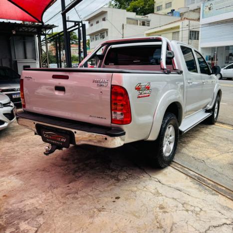 TOYOTA Hilux Caminhonete 3.0 4P 4X4 SRV TURBO DIESEL CABINE DUPLA AUTOM�TICO, Foto 5