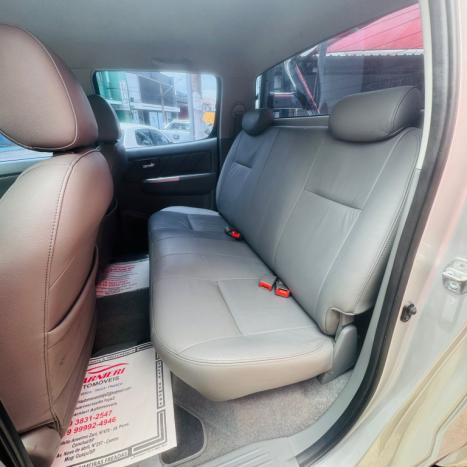 TOYOTA Hilux Caminhonete 3.0 4P 4X4 SRV TURBO DIESEL CABINE DUPLA AUTOM�TICO, Foto 11
