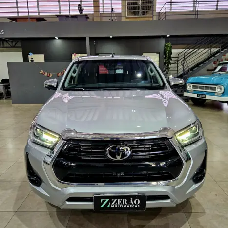 TOYOTA Hilux Caminhonete 2.8 16V SRX 4X4 TURBO DIESEL CABINE DUPLA AUTOM�TICO, Foto 2