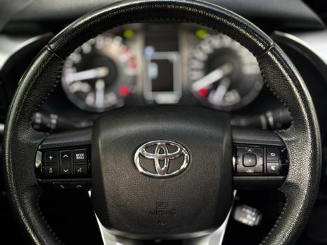 TOYOTA Hilux Caminhonete , Foto 18