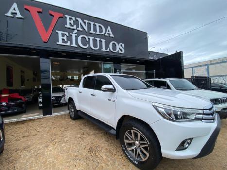 TOYOTA Hilux Caminhonete 2.8 16V SRX 4X4 TURBO DIESEL CABINE DUPLA AUTOM�TICO, Foto 5