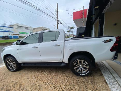 TOYOTA Hilux Caminhonete 2.8 16V SRX 4X4 TURBO DIESEL CABINE DUPLA AUTOM�TICO, Foto 7