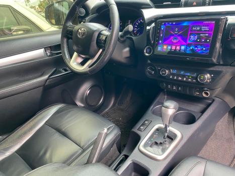 TOYOTA Hilux Caminhonete 2.8 16V SRX 4X4 TURBO DIESEL CABINE DUPLA AUTOM�TICO, Foto 10