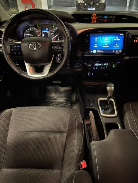 TOYOTA Hilux Caminhonete 2.8 16V 4P SR 4X4 DIESEL CABINE DUPLA AUTOM�TICO, Foto 12