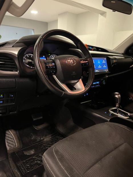 TOYOTA Hilux Caminhonete 2.8 16V 4P SR 4X4 DIESEL CABINE DUPLA AUTOM�TICO, Foto 14