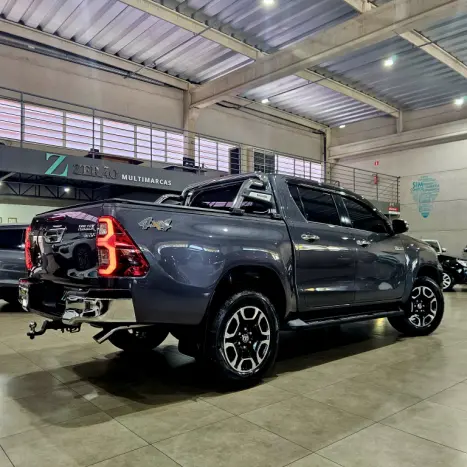 TOYOTA Hilux Caminhonete 2.8 16V SRV 4X4 DIESEL CABINE DUPLA AUTOM�TICO, Foto 4