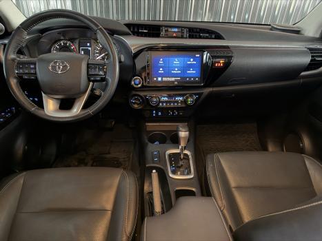 TOYOTA Hilux Caminhonete 2.8 16V SRX PLUS 4X4 TURBO DIESEL CABINE DUPLA AUTOM�TICO, Foto 10
