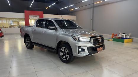 TOYOTA Hilux Caminhonete 2.8 16V 4P SRX DIESEL CABINE DUPLA, Foto 1