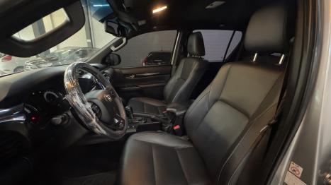 TOYOTA Hilux Caminhonete 2.8 16V 4P SRX DIESEL CABINE DUPLA, Foto 7