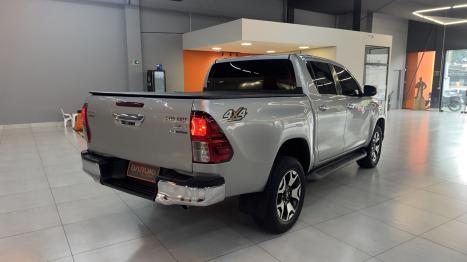 TOYOTA Hilux Caminhonete 2.8 16V 4P SRX DIESEL CABINE DUPLA, Foto 8