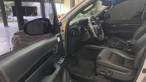TOYOTA Hilux Caminhonete 2.8 16V 4P SRX DIESEL CABINE DUPLA, Foto 11