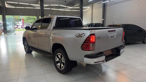 TOYOTA Hilux Caminhonete 2.8 16V 4P SRX DIESEL CABINE DUPLA, Foto 19
