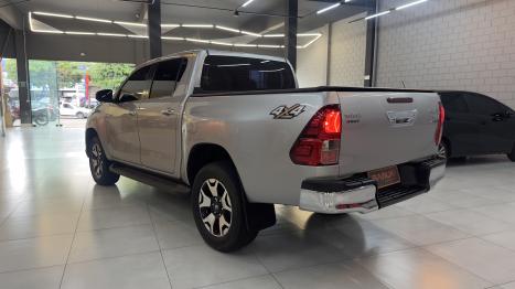 TOYOTA Hilux Caminhonete 2.8 16V 4P SRX DIESEL CABINE DUPLA, Foto 20