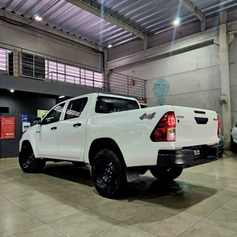 TOYOTA Hilux Caminhonete 2.8 16V 4P POWER PACK TURBO DIESEL 4X4 CABINE DUPLA, Foto 6