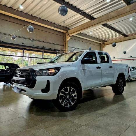 TOYOTA Hilux Caminhonete 2.8 16V 4P POWER PACK TURBO DIESEL 4X4 CABINE DUPLA, Foto 3