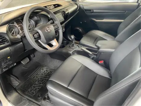 TOYOTA Hilux Caminhonete , Foto 11
