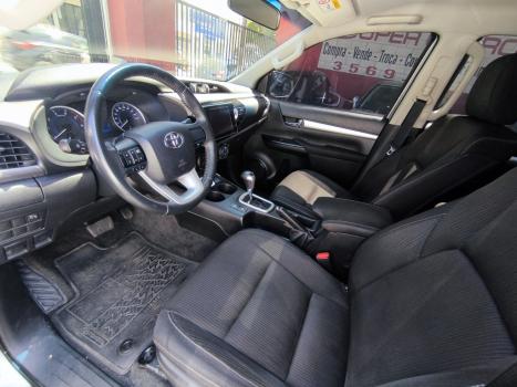TOYOTA Hilux Caminhonete 2.8 16V 4P SR 4X4 DIESEL CABINE DUPLA AUTOM�TICO, Foto 3