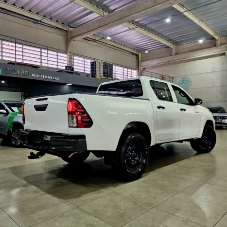 TOYOTA Hilux Caminhonete 2.8 16V 4P POWER PACK TURBO DIESEL 4X4 CABINE DUPLA, Foto 4