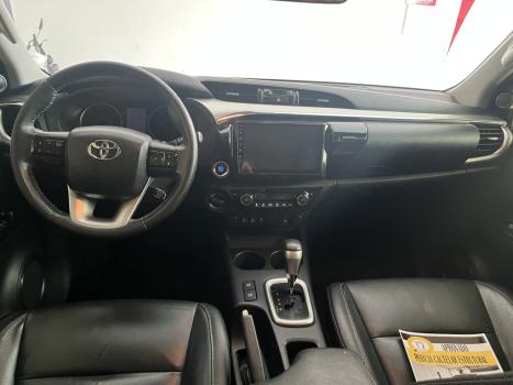 TOYOTA Hilux Caminhonete 2.8 16V 4P SRX DIESEL CABINE DUPLA, Foto 9