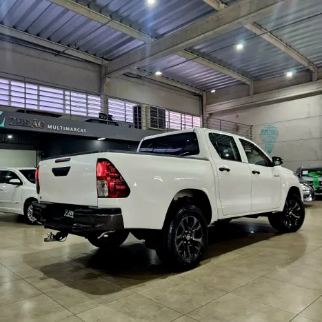TOYOTA Hilux Caminhonete 2.8 16V 4P POWER PACK TURBO DIESEL 4X4 CABINE DUPLA, Foto 4
