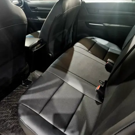 TOYOTA Hilux Caminhonete 2.8 16V 4P POWER PACK TURBO DIESEL 4X4 CABINE DUPLA, Foto 9