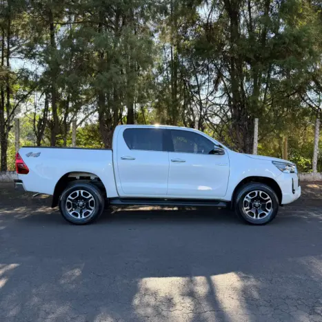 TOYOTA Hilux Caminhonete 2.8 16V SRX 4X4 TURBO DIESEL CABINE DUPLA AUTOM�TICO, Foto 5